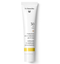 Crema solar facial con color SPF 30 Dr. Hauschka 40 ml.