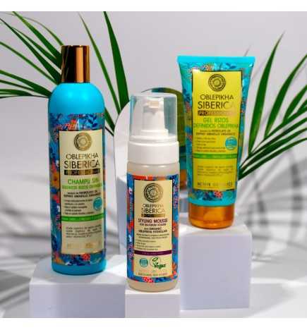 Pack Capilar Rizos Definidos y Volumen Natura Siberica (Champú + Gel + Mousse)